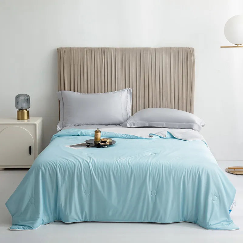 Ultra-Thin Machine Washable Cooling Silk Summer Blanket